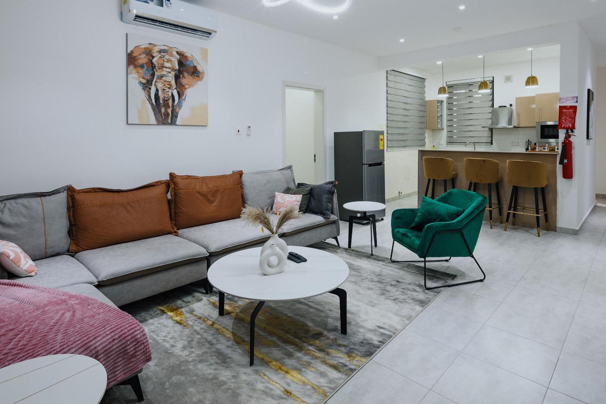 The Avery Apartments At Odomaa Place B, East Airport Akra Dış mekan fotoğraf