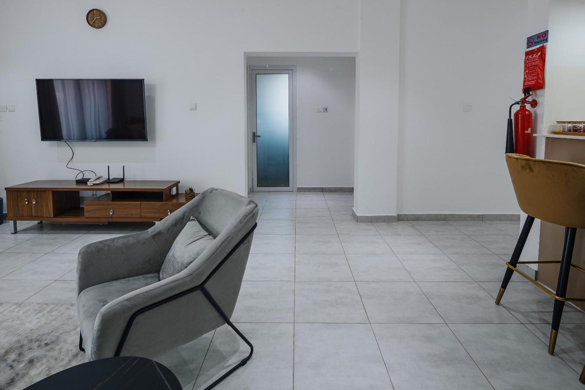The Avery Apartments At Odomaa Place B, East Airport Akra Dış mekan fotoğraf